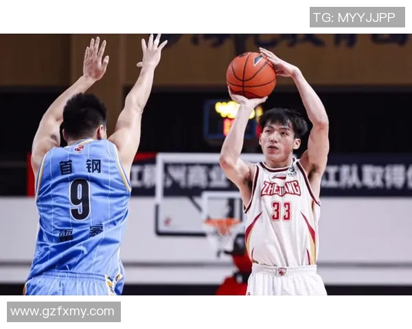 哈得斯联队与雷丁队激战正酣谁能在这场较量中笑到最后