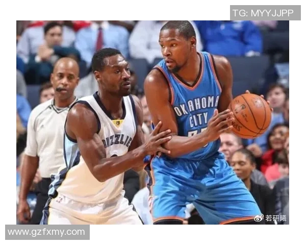 托尼阿伦与杜兰特的对决分析:防守与进攻的巅峰较量 托尼阿伦与杜兰特的对决分析:防守与进攻的巅峰较量