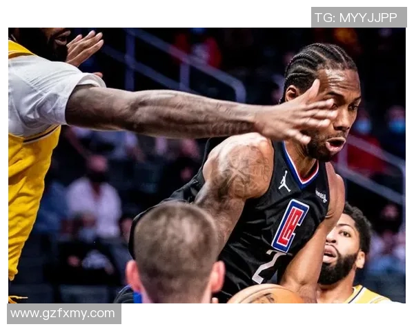 贝卡麦克斯迎战归仁球队全力以赴争夺胜利的精彩对决